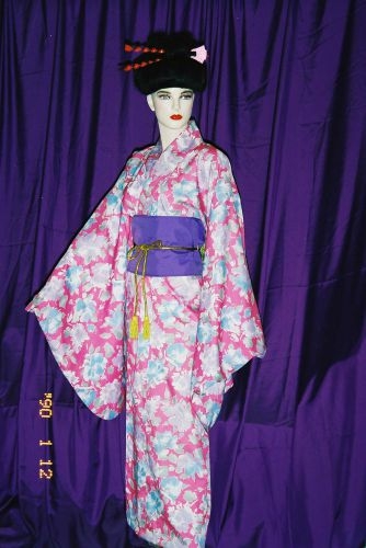 桃底淺紫花日本女和服 OA1-86049